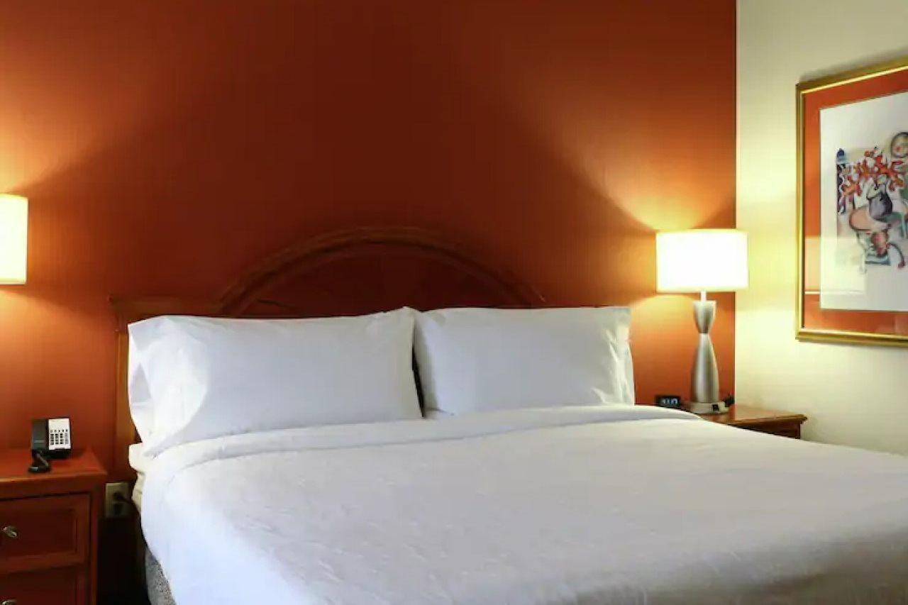 Hilton Garden Inn Secaucus/Meadowlands Bagian luar foto