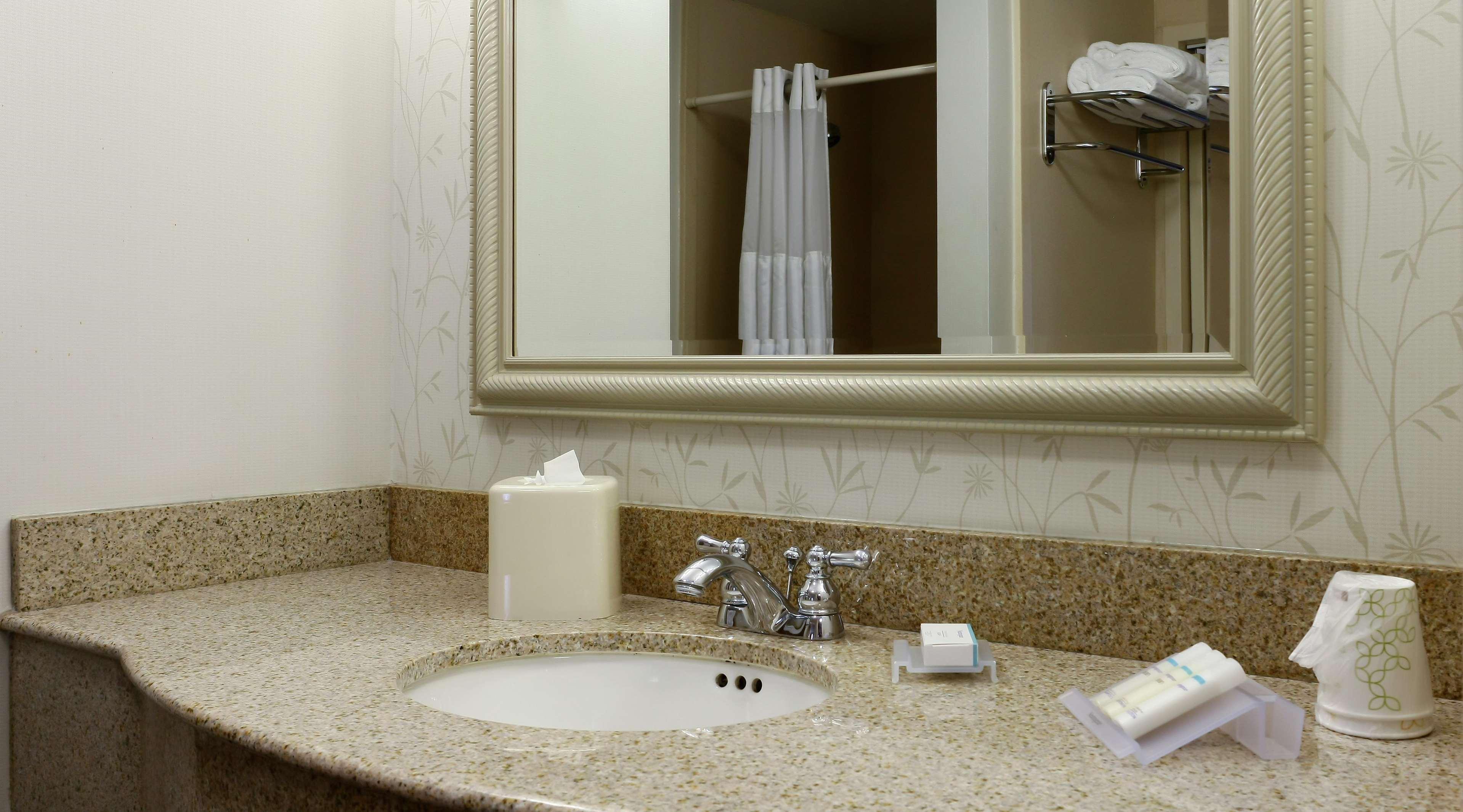 Hilton Garden Inn Secaucus/Meadowlands Bagian luar foto