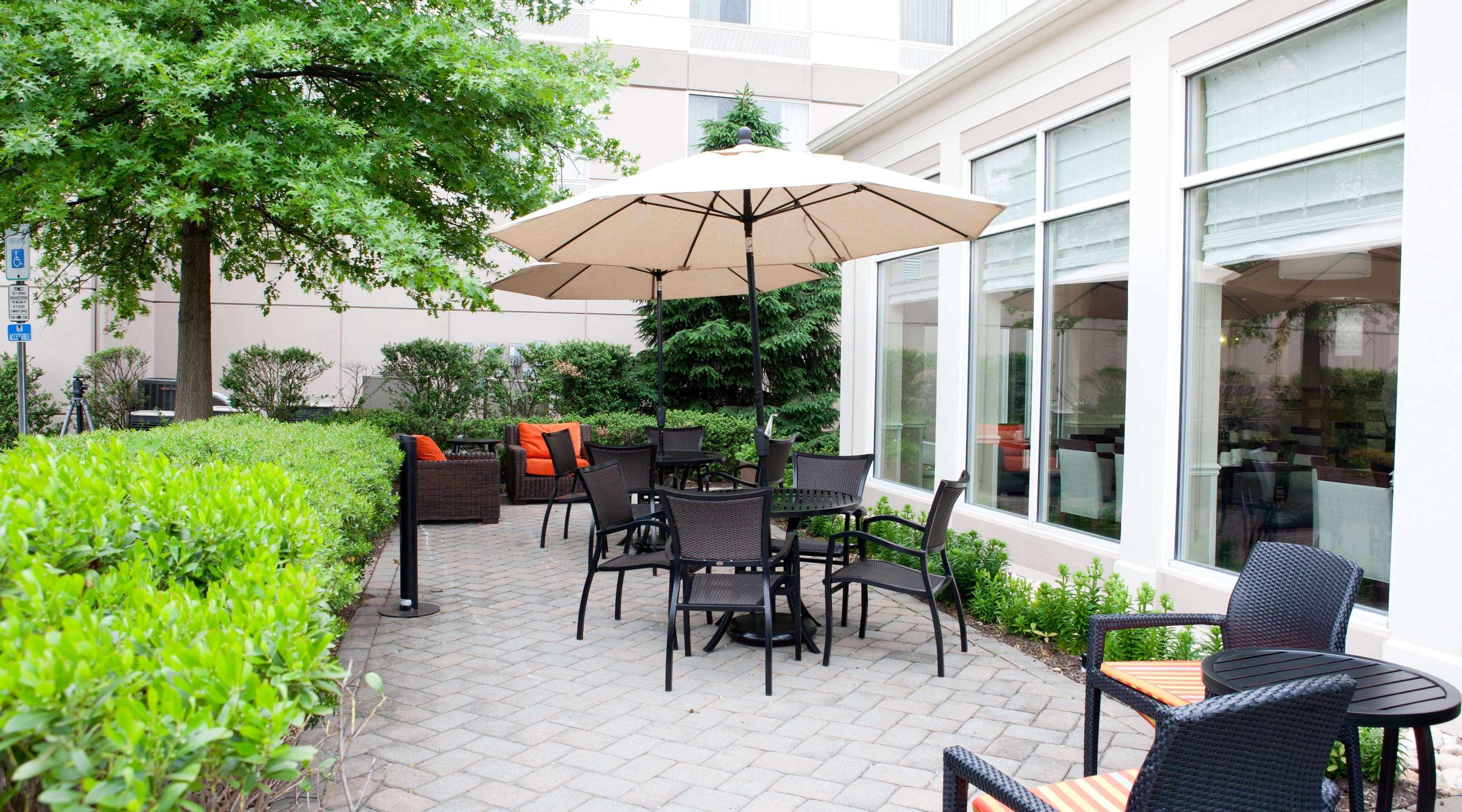 Hilton Garden Inn Secaucus/Meadowlands Bagian luar foto