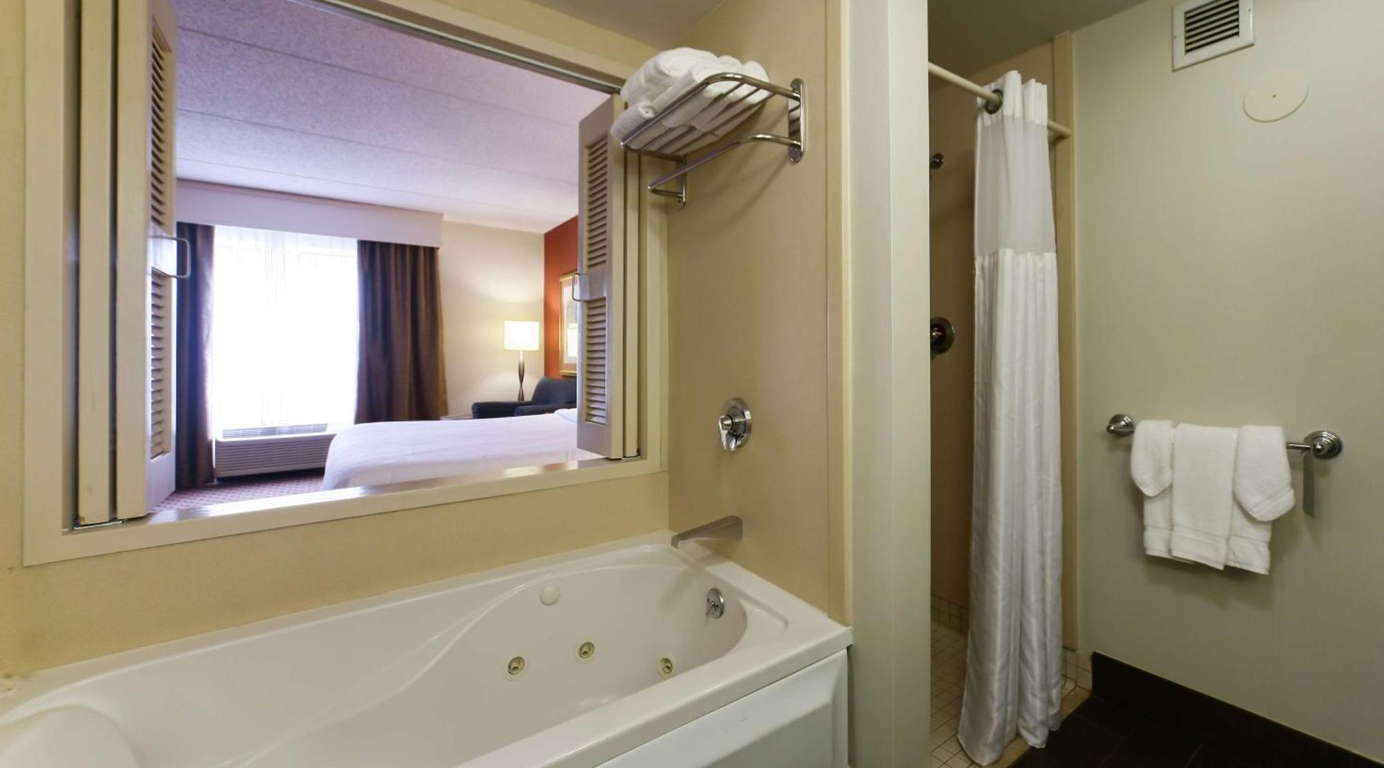 Hilton Garden Inn Secaucus/Meadowlands Bagian luar foto