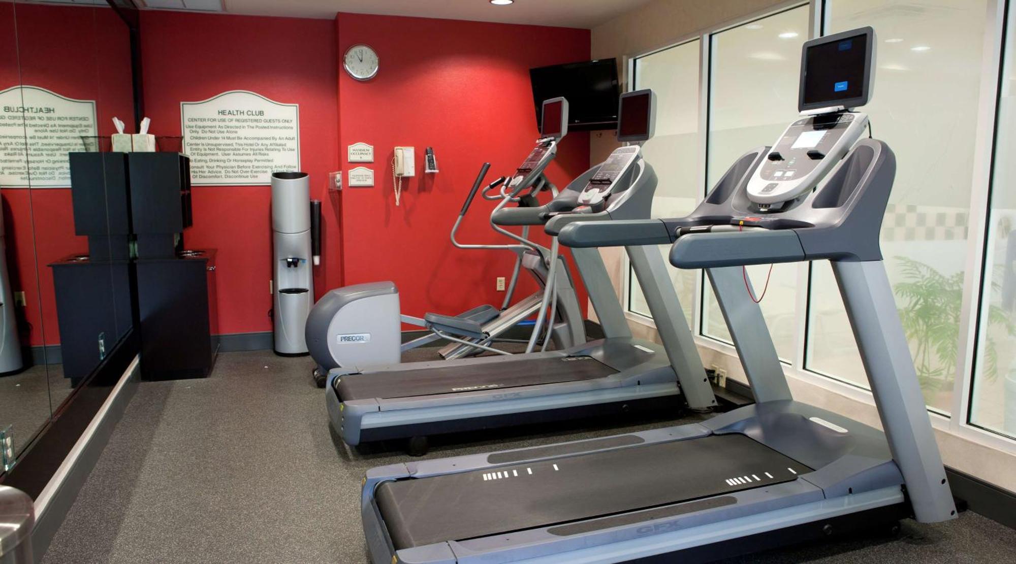 Hilton Garden Inn Secaucus/Meadowlands Bagian luar foto