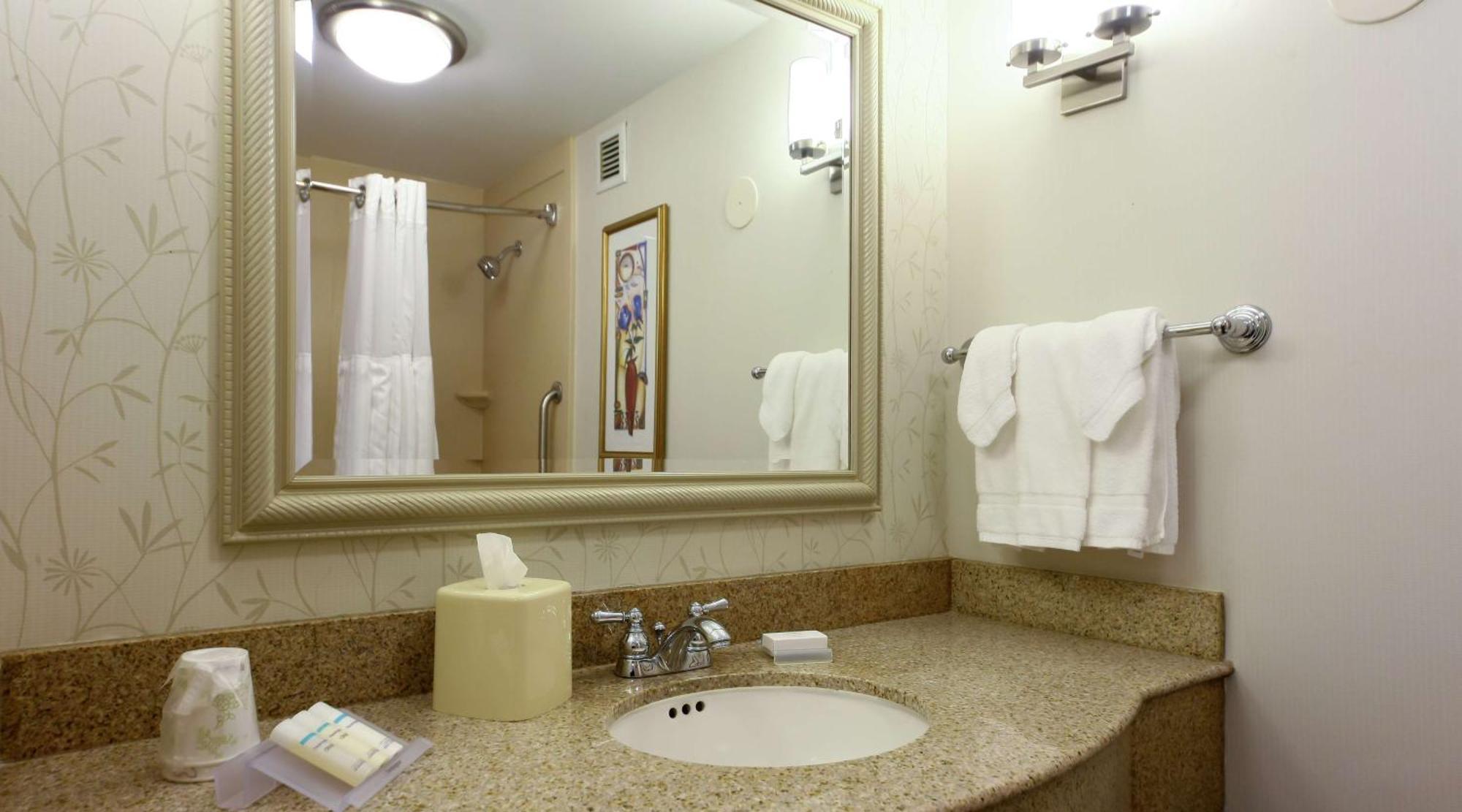 Hilton Garden Inn Secaucus/Meadowlands Bagian luar foto